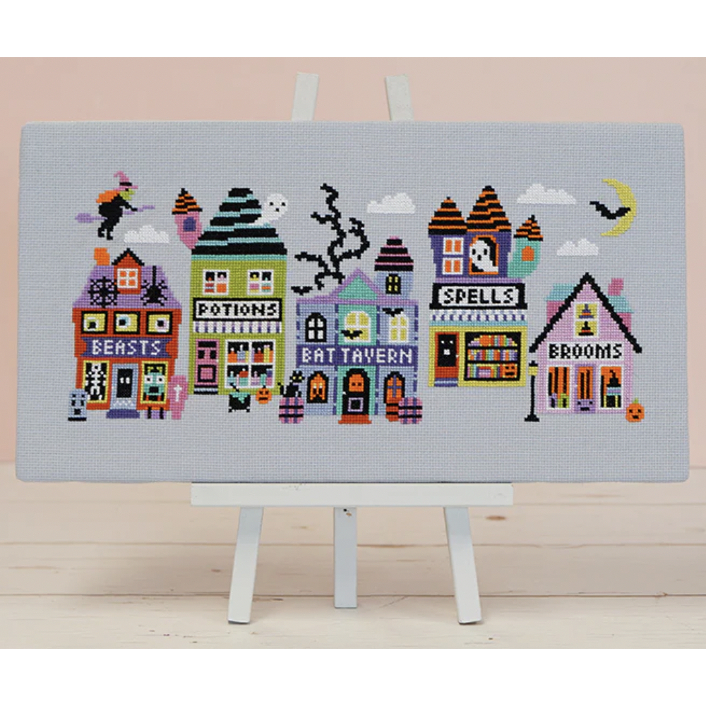 Witchy Way - Kit de point de croix Caterpillar cross stitch